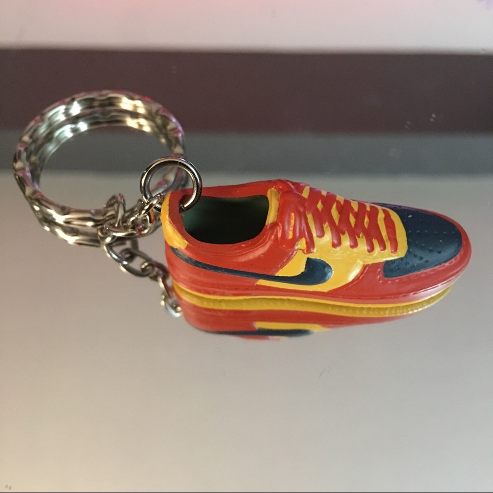 Nike Dunk Keychain (Navy/orange/red)